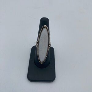 Navajo Women’s Size 7 Silver 925 Ring w/ Large White Stone 9.1G